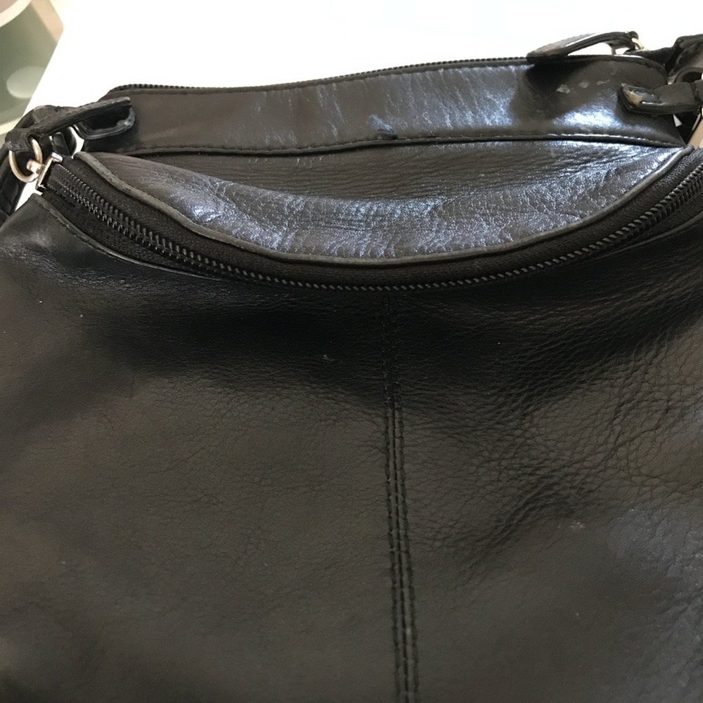 Cross Body - Picture 7 of 8